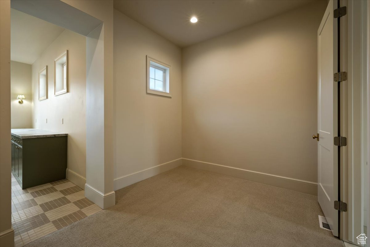 MAPLE LEAF COVE LOT 31 - Residential