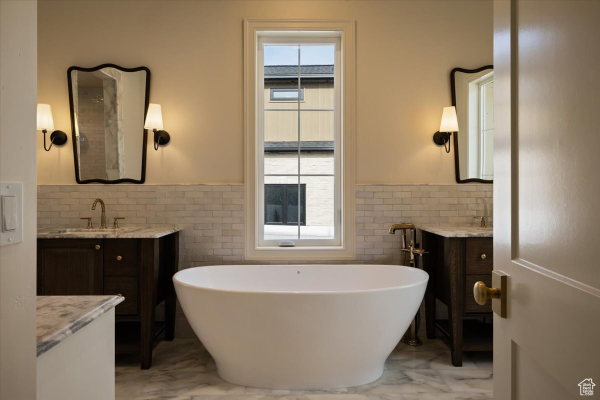 MAPLE LEAF COVE LOT 31 - Residential