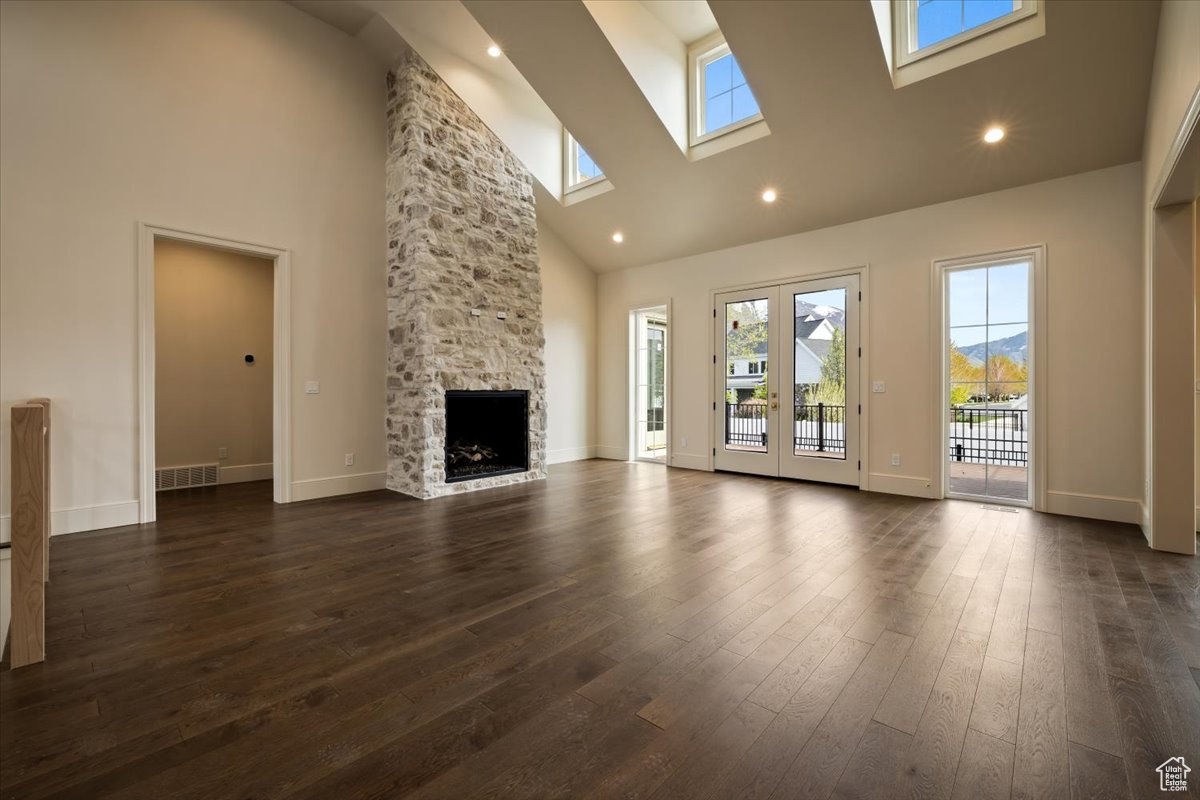 MAPLE LEAF COVE LOT 31 - Residential