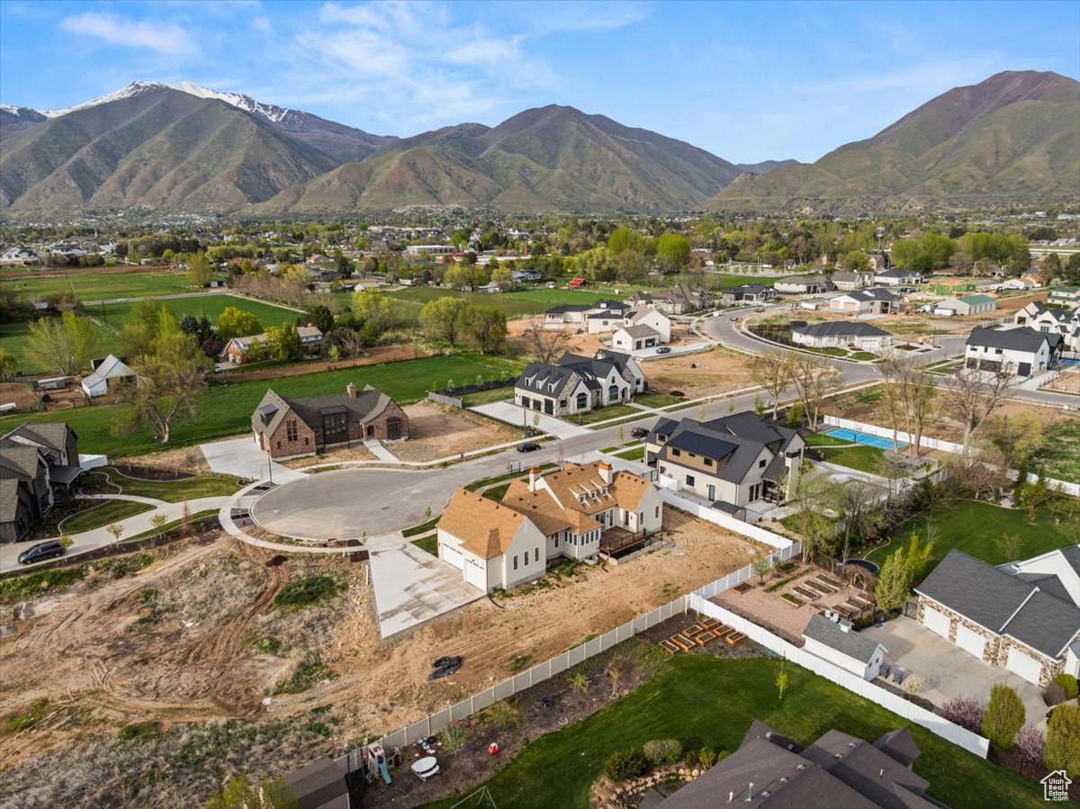 MAPLE LEAF COVE LOT 31 - Residential