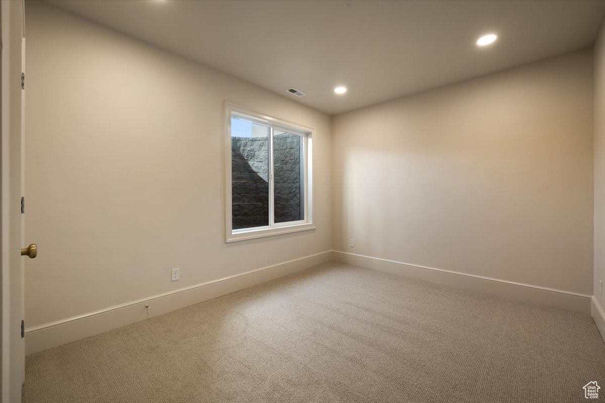 MAPLE LEAF COVE LOT 31 - Residential