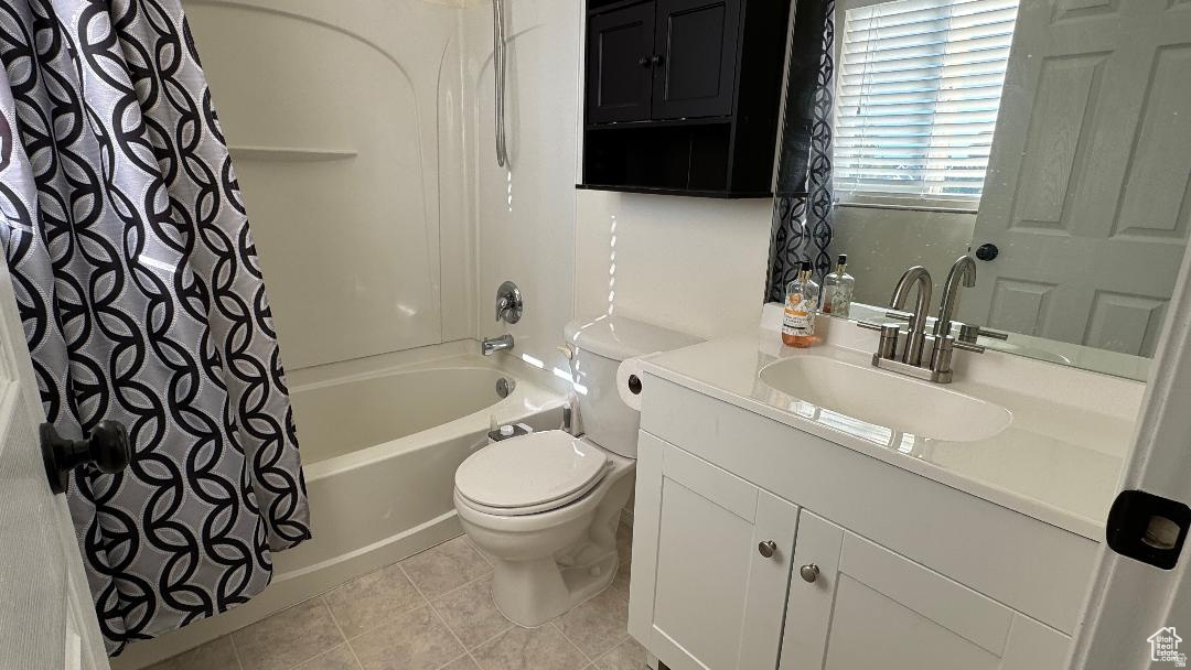 LEXINGTON ESTATES - Residential