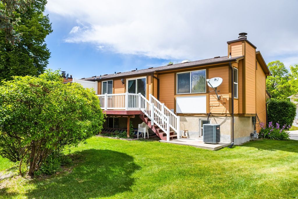 Photo of 1191 W NORWALK RD, Taylorsville, UT 84123 (MLS # 2153520)