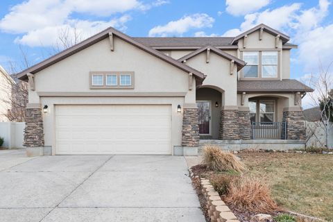 Photo of 2376 E 1610 S, Spanish Fork, UT 84660 (MLS # 2135733)