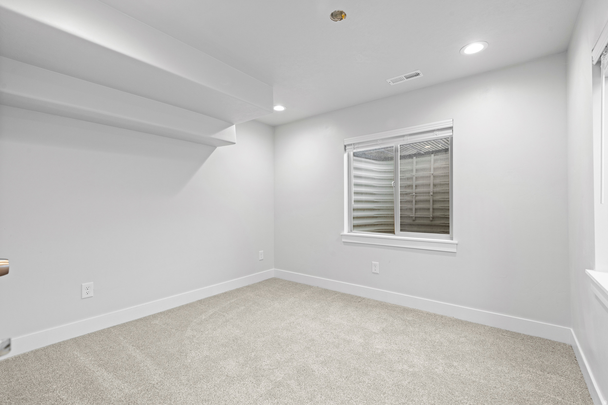 ESTHER RIDGE - Residential