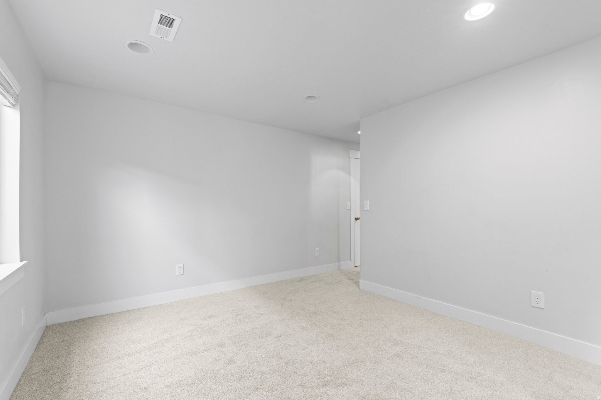 ESTHER RIDGE - Residential