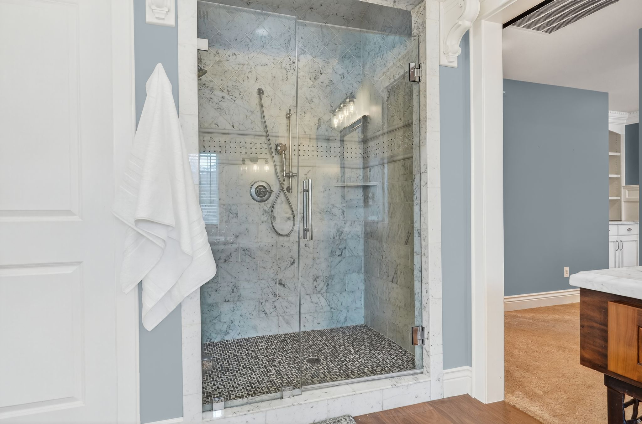 LOREDELL - Residential