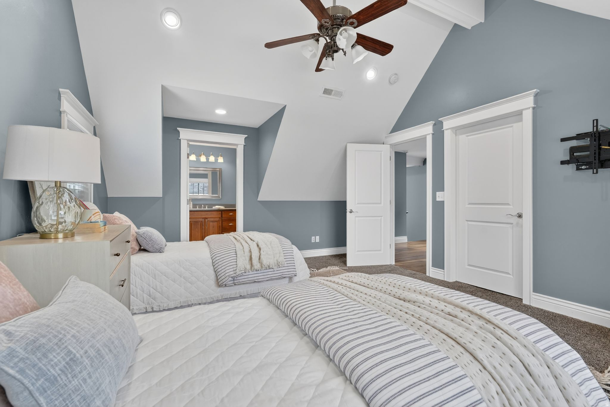 LOREDELL - Residential