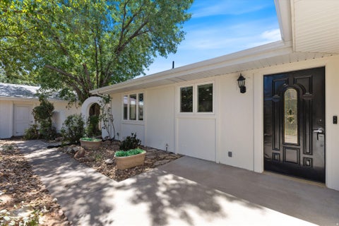 Tiny photo for 8191 N SAPPHIRE DR, Saint George, UT 84770 (MLS # 2180319)