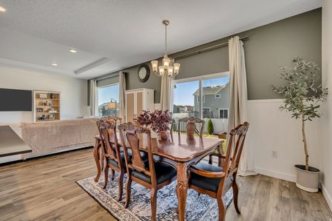 Tiny photo for 4803 N EMERALD AVE, Eagle Mountain, UT 84005 (MLS # 2120441)