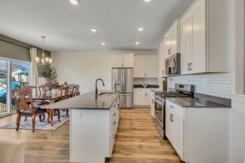 Tiny photo for 4803 N EMERALD AVE, Eagle Mountain, UT 84005 (MLS # 2120441)