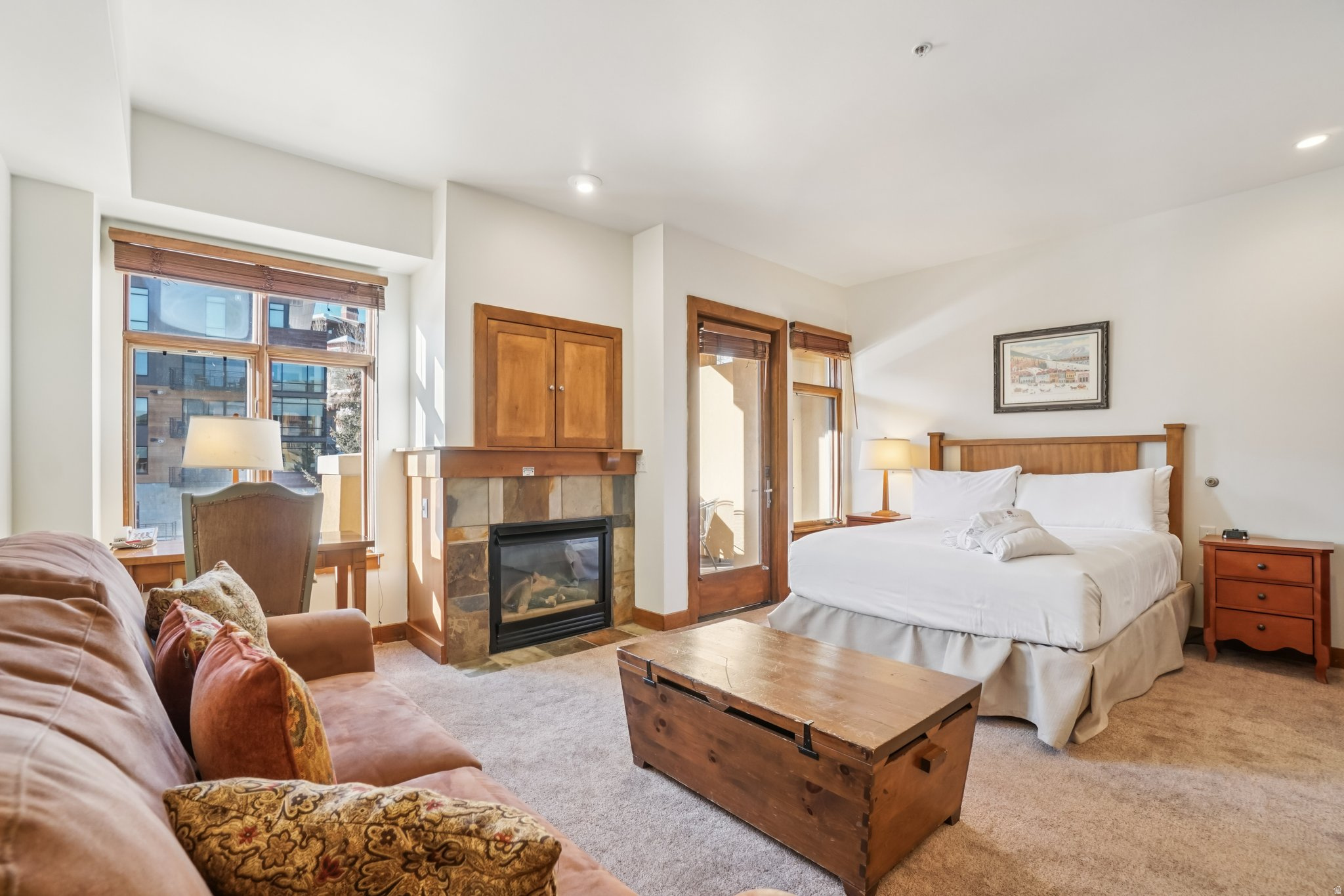 SUNDIAL LODGE - Residential