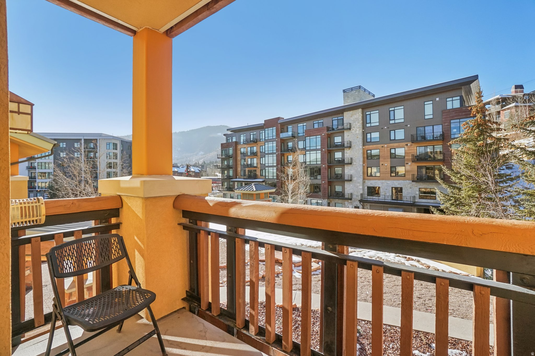 SUNDIAL LODGE - Residential