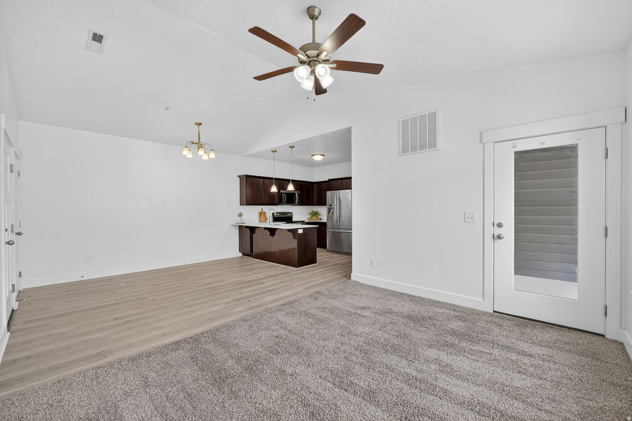 QUAILHILL - Residential