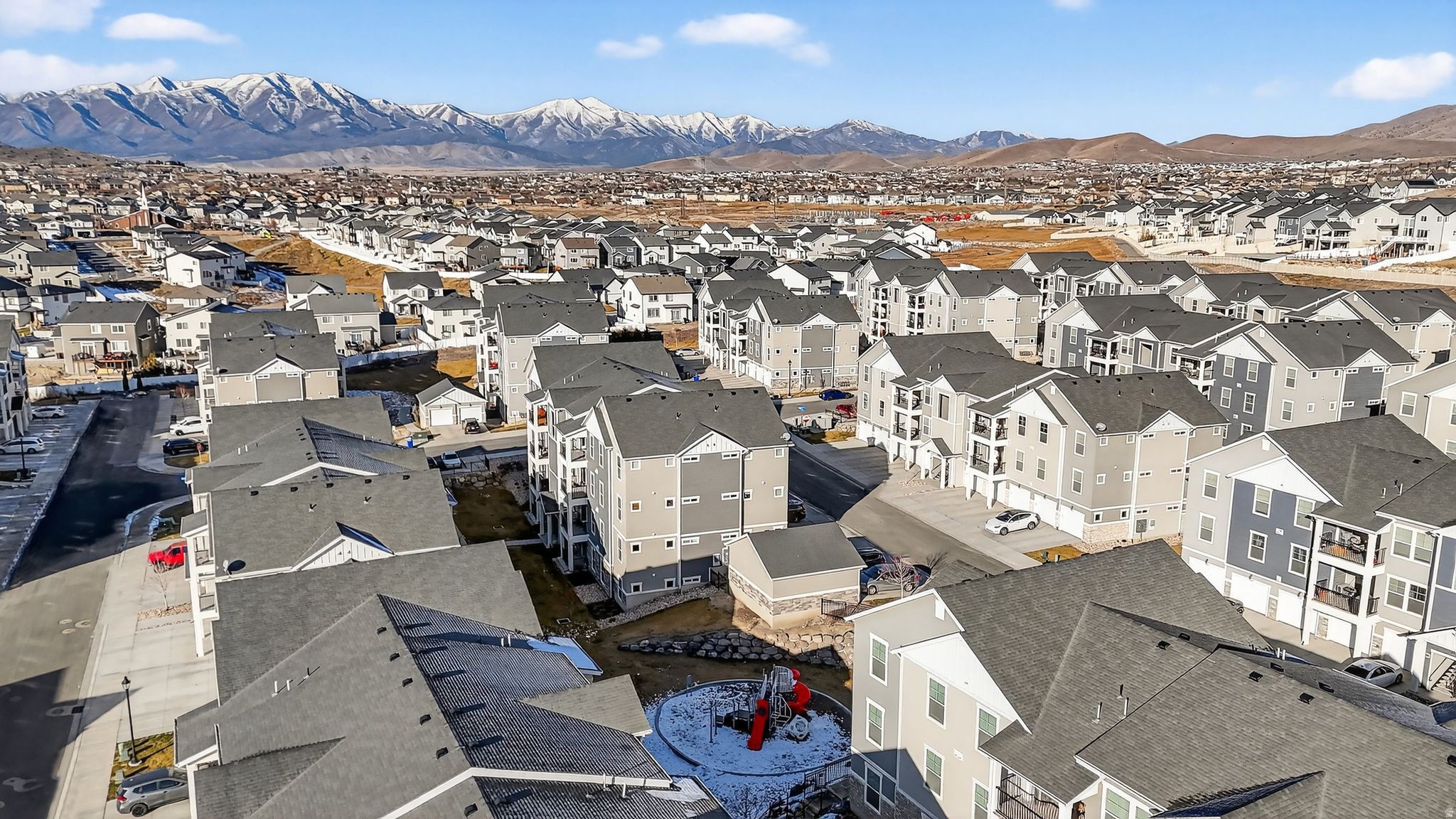 QUAILHILL - Residential