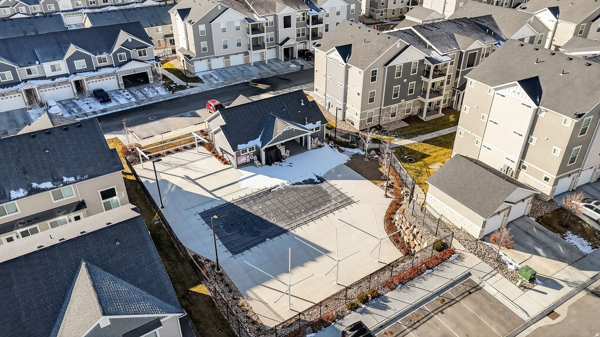 QUAILHILL - Residential