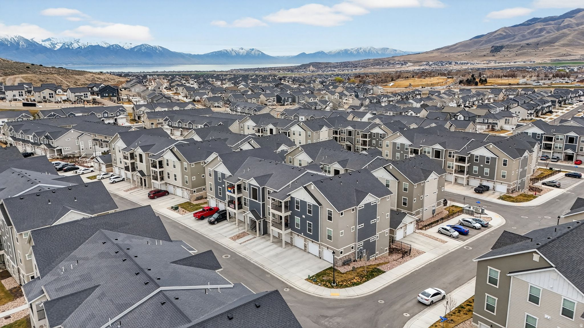 QUAILHILL - Residential