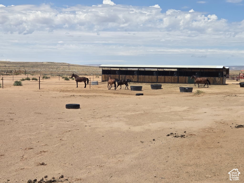 Photo of 7260 W SOUTH AVE, Kanab, UT 84741 (MLS # 2193544)