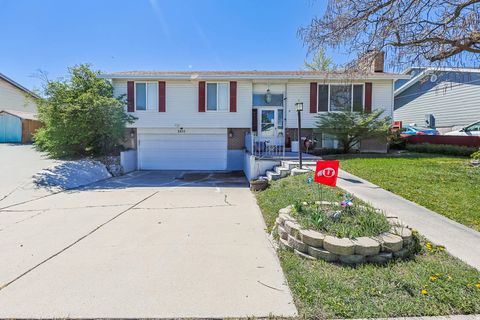 Photo of 2855 W BEDFORD RD, West Valley City, UT 84119 (MLS # 2148401)