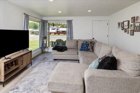 Tiny photo for 607 N HOLIDAY Dr, Brigham City, UT 84302 (MLS # 2121523)