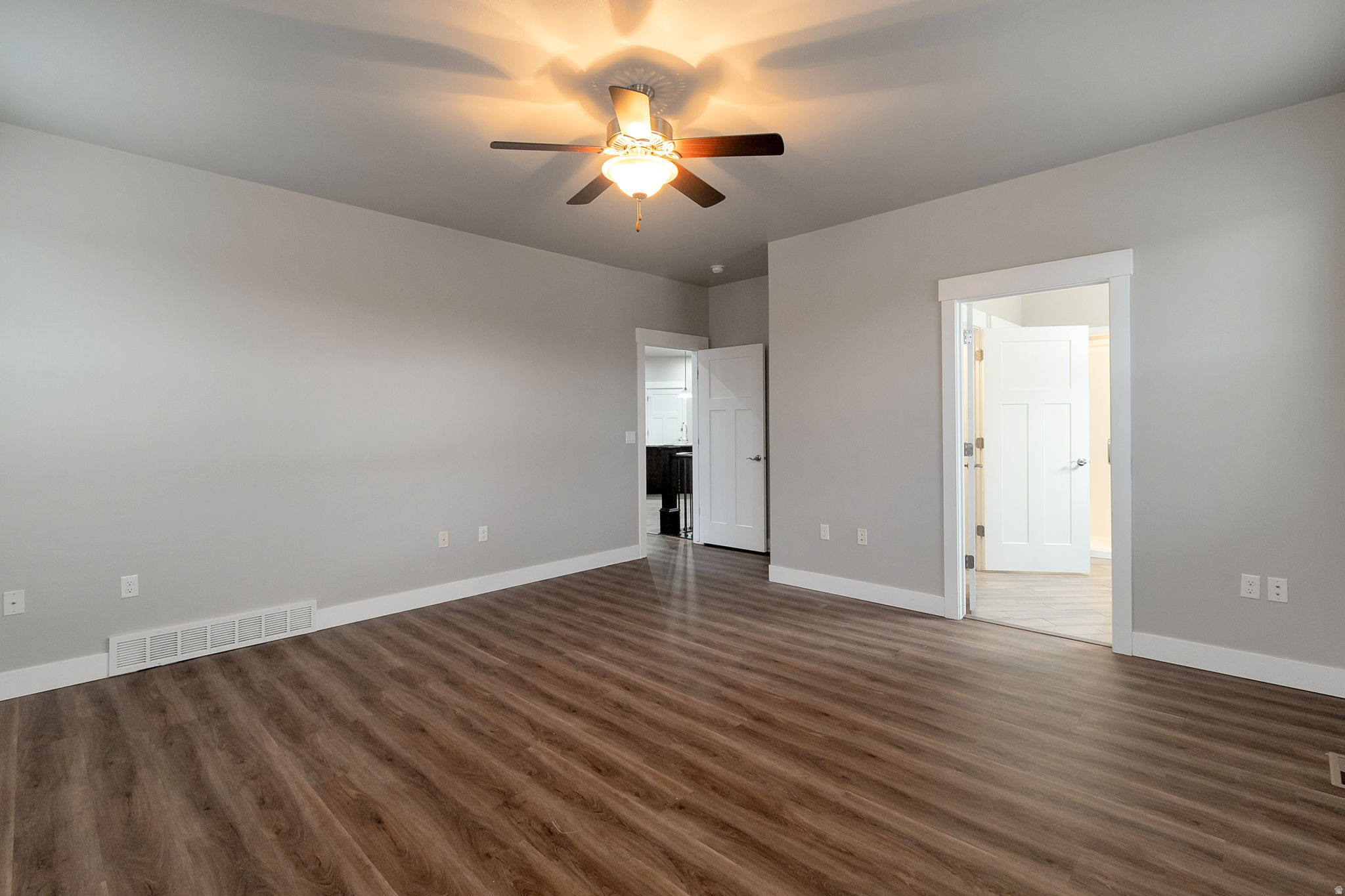 HERITAGE VILLAGE - Residential