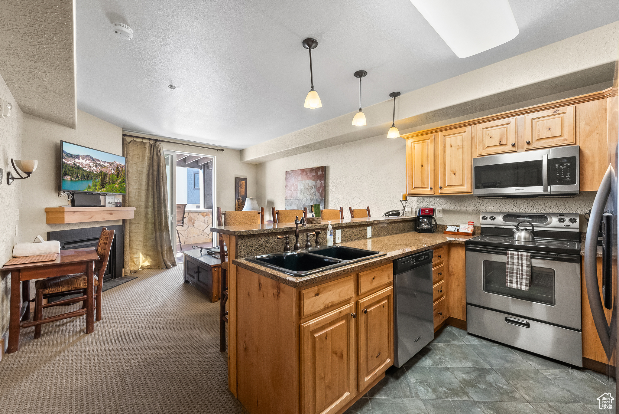 SILVERADO LODGE CONDOMINIUM - Residential