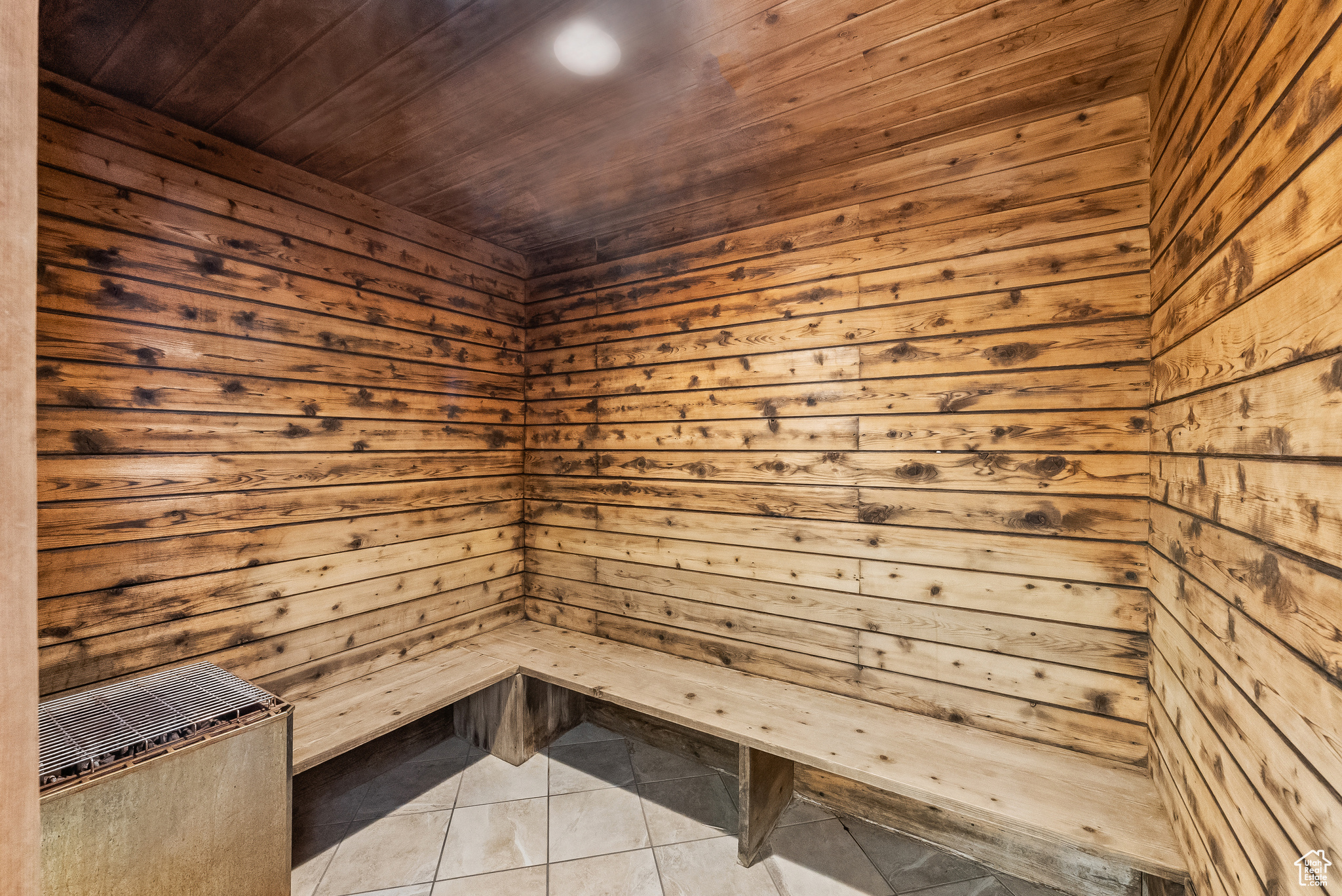 SILVERADO LODGE CONDOMINIUM - Residential