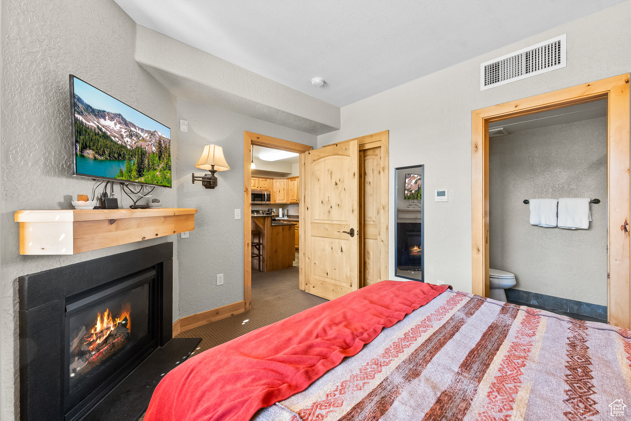 SILVERADO LODGE CONDOMINIUM - Residential