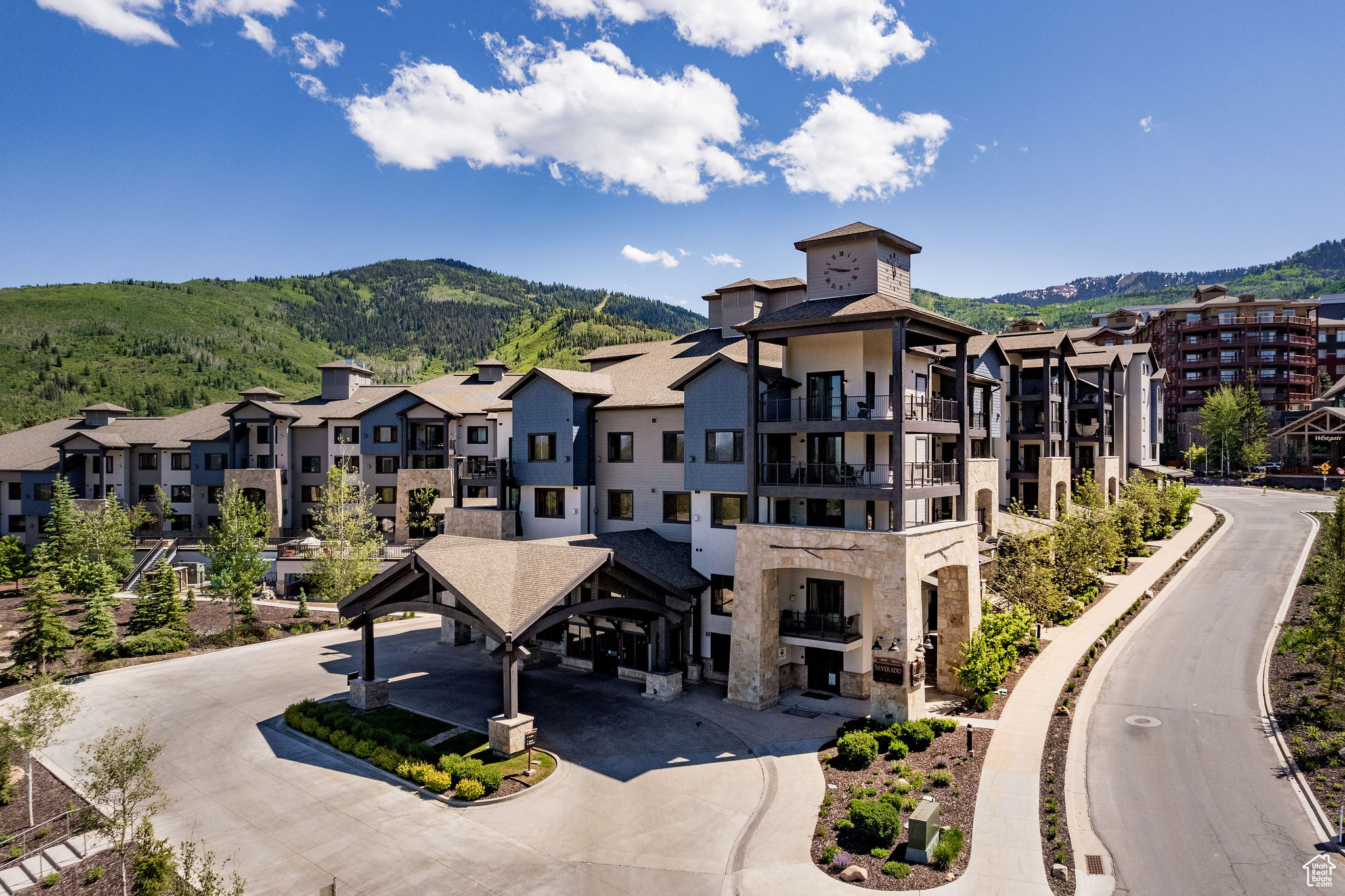 SILVERADO LODGE CONDOMINIUM - Residential