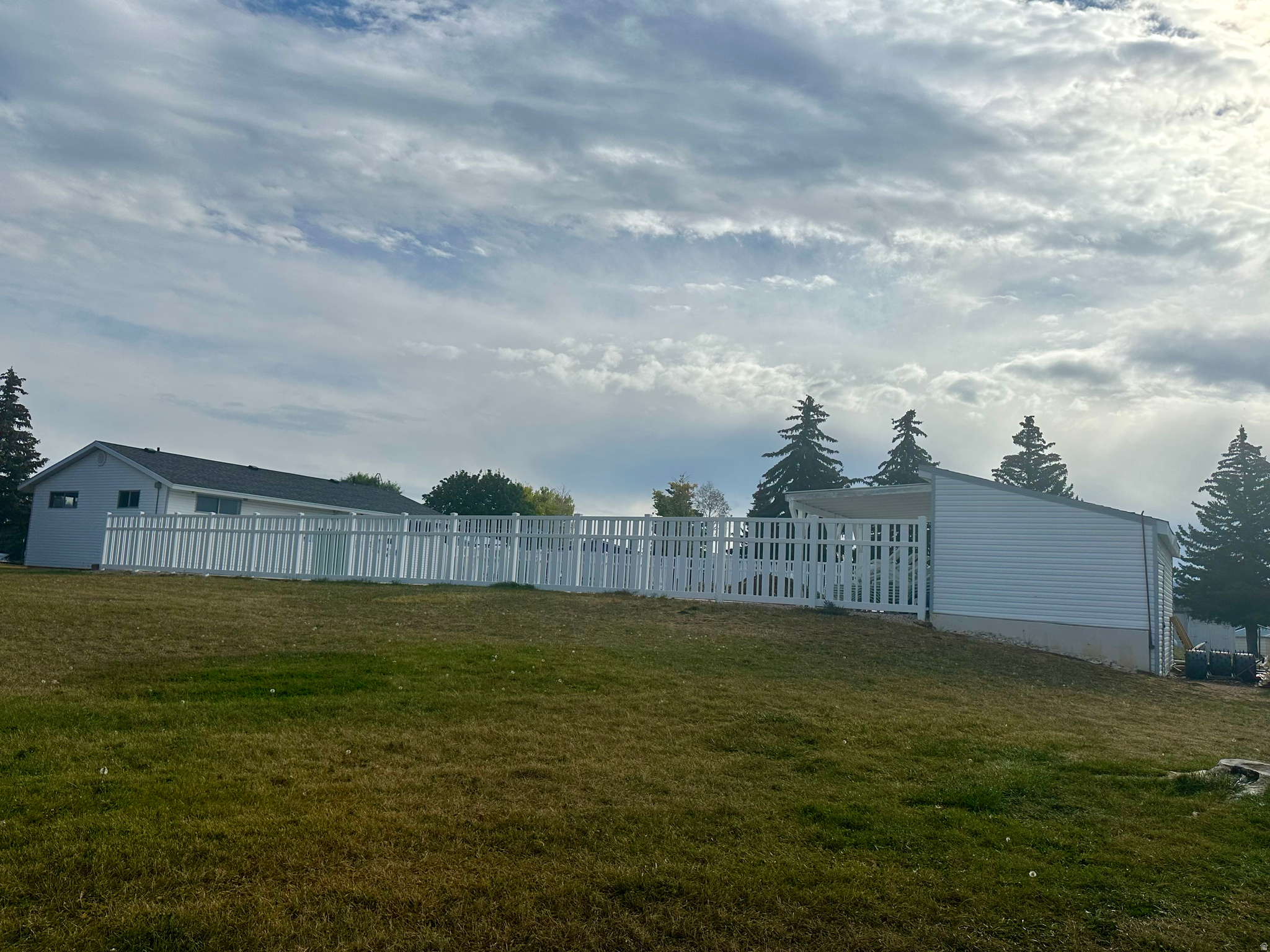 SWEETWATER TRAILER & CAMPER PARK - Land