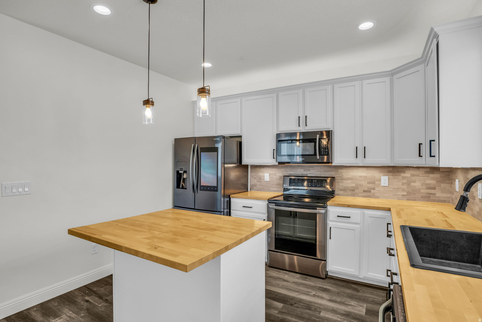 AMBERLEY CONDO - Residential