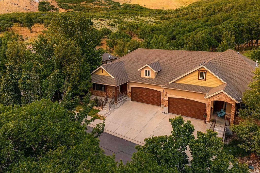 Photo of 14623 S VISTA VALLEY DR, Draper, UT 84020 (MLS # 2170526)