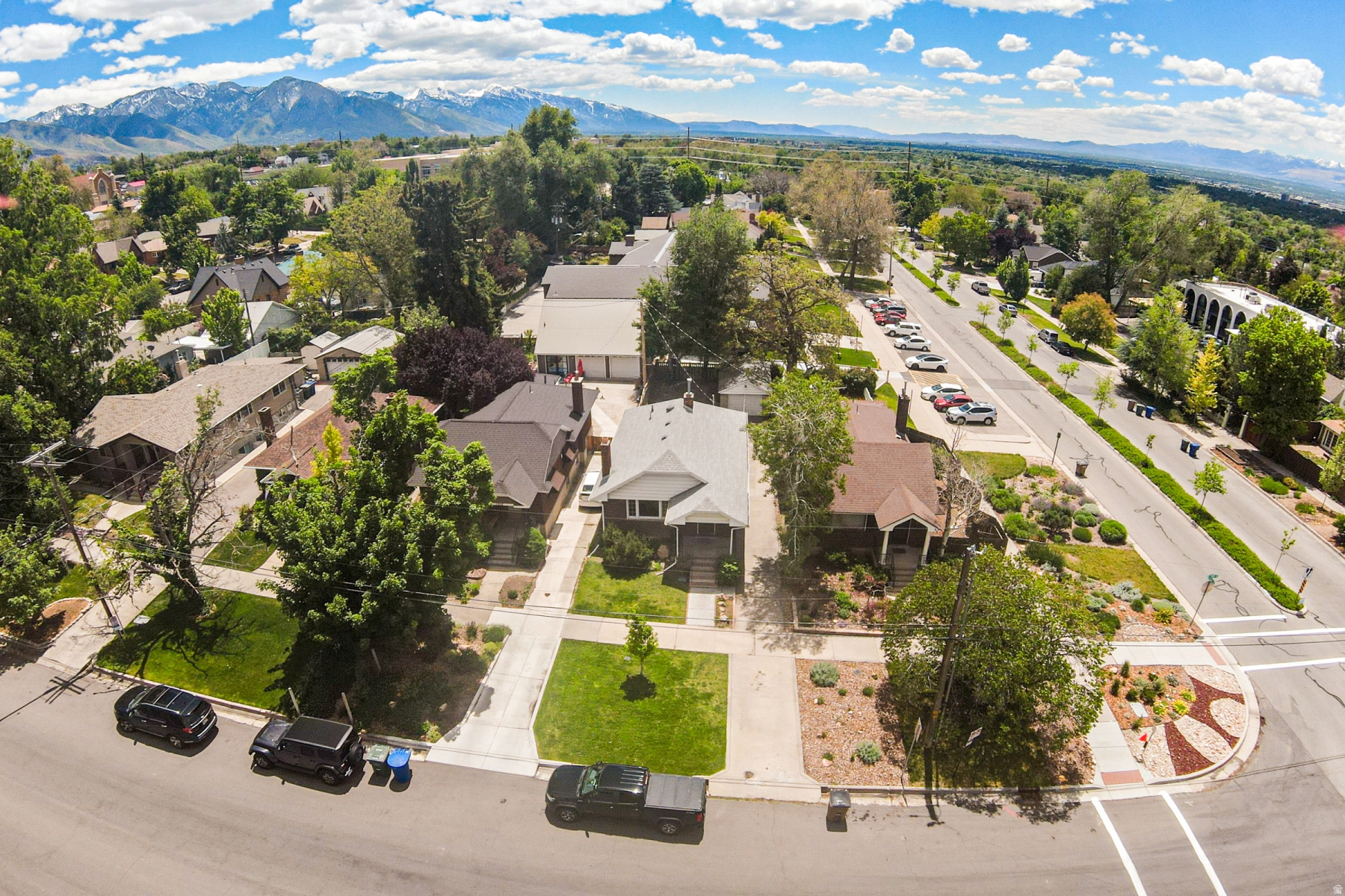 ARLINGTON HEIGHTS - Residential