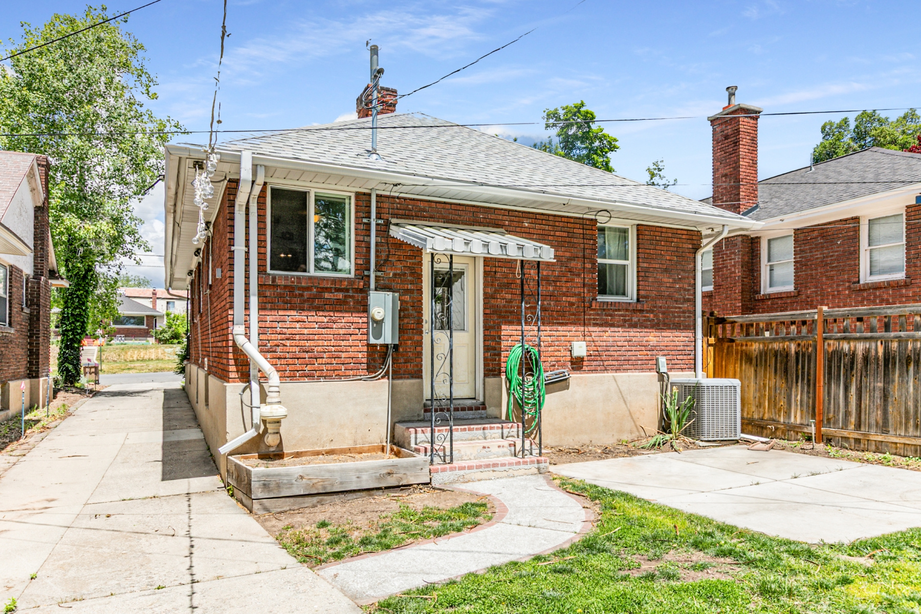 ARLINGTON HEIGHTS - Residential