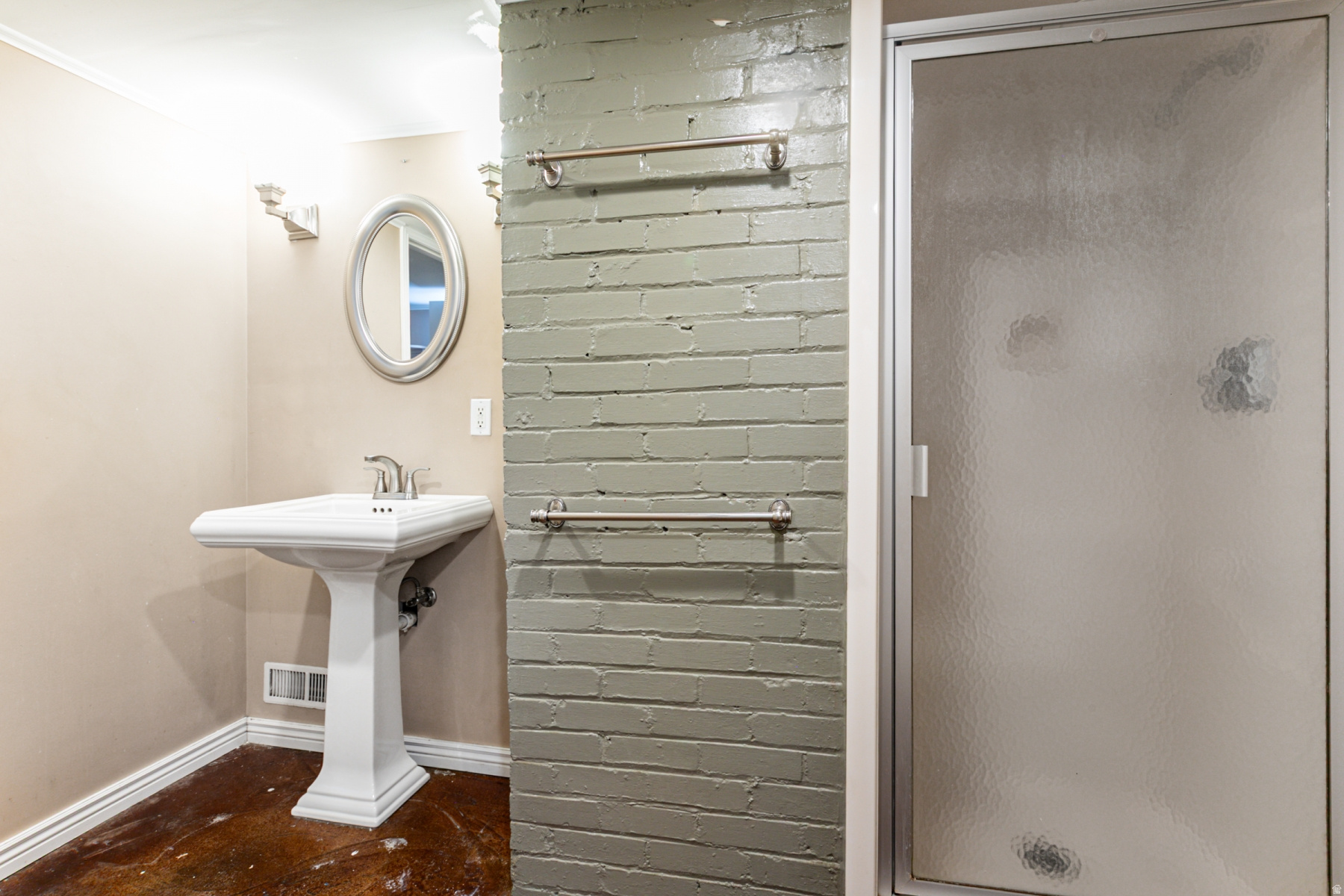 ARLINGTON HEIGHTS - Residential