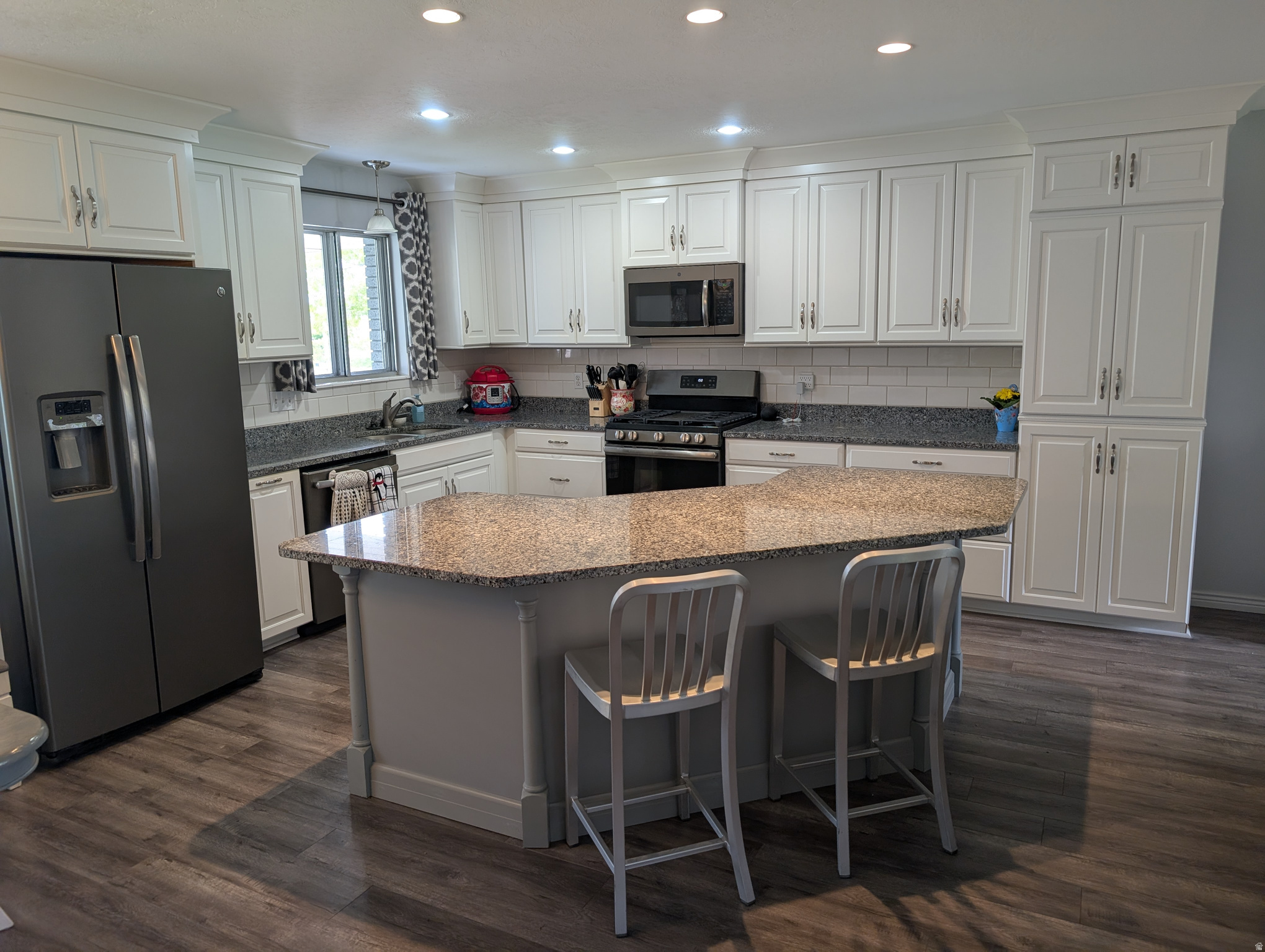 MAPLE MOUNTAIN VIEW PLAT A - Residential