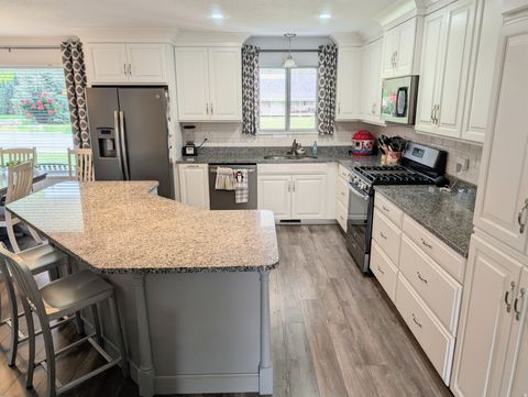 Tiny photo for 897 E 1200 N, Mapleton, UT 84664 (MLS # 2149526)