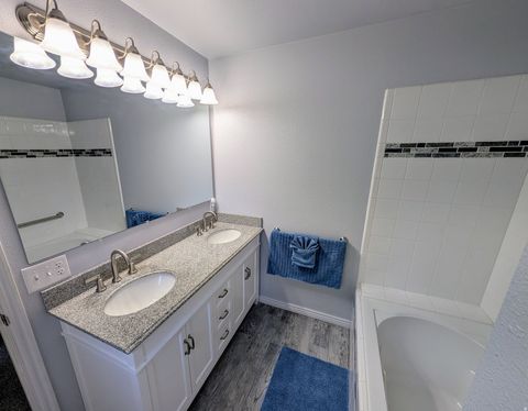 Tiny photo for 897 E 1200 N, Mapleton, UT 84664 (MLS # 2149526)