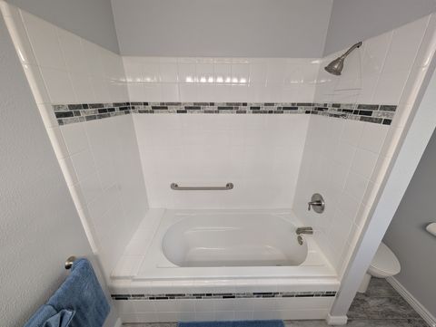 Tiny photo for 897 E 1200 N, Mapleton, UT 84664 (MLS # 2149526)