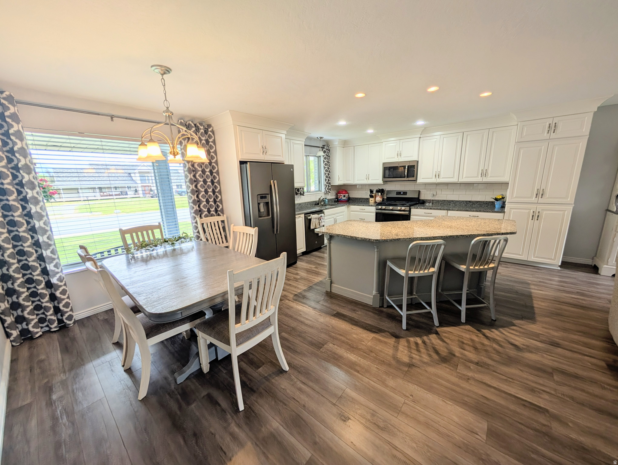 MAPLE MOUNTAIN VIEW PLAT A - Residential