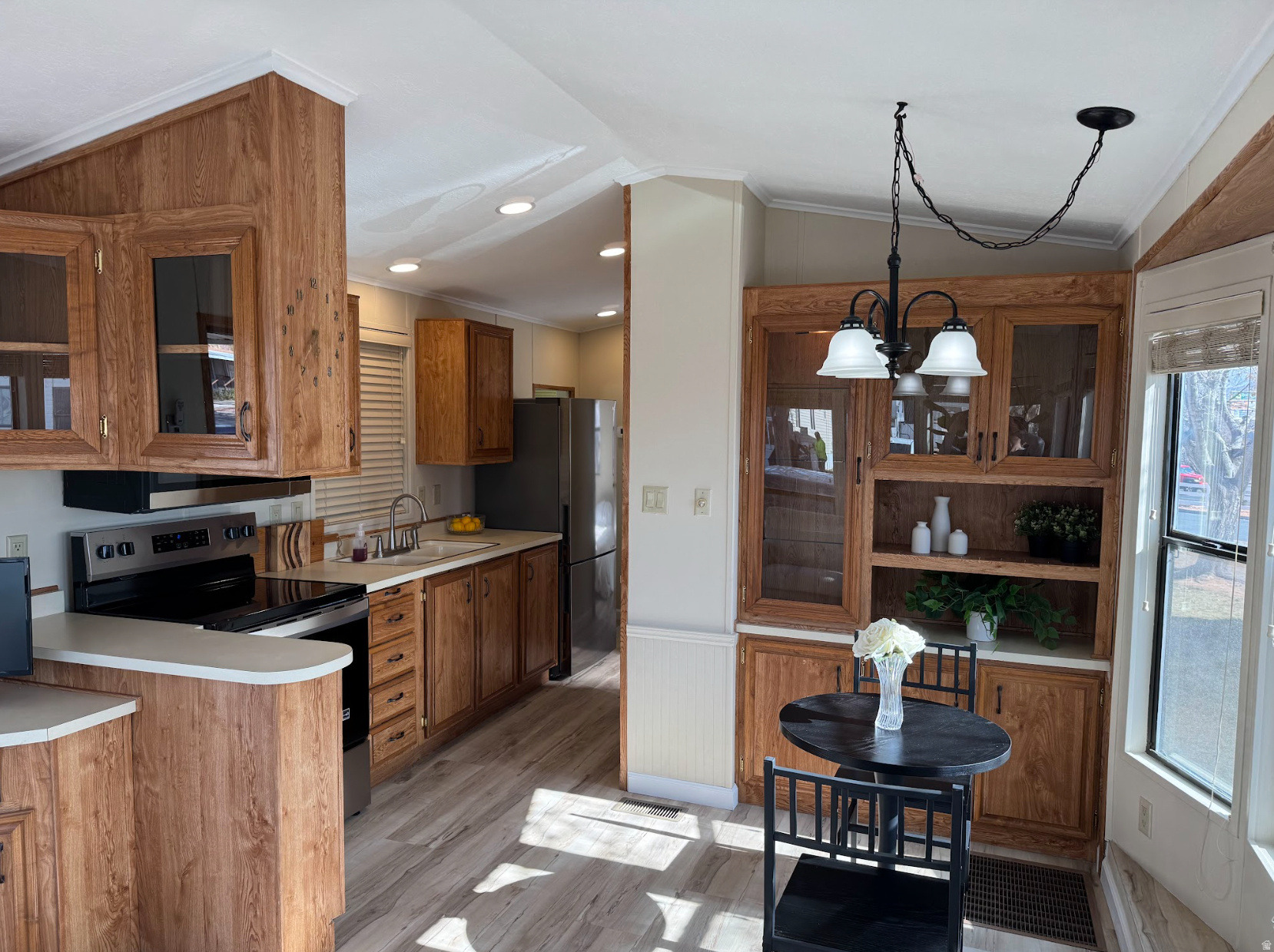 CANYON BREEZE RV RESORT - Residential