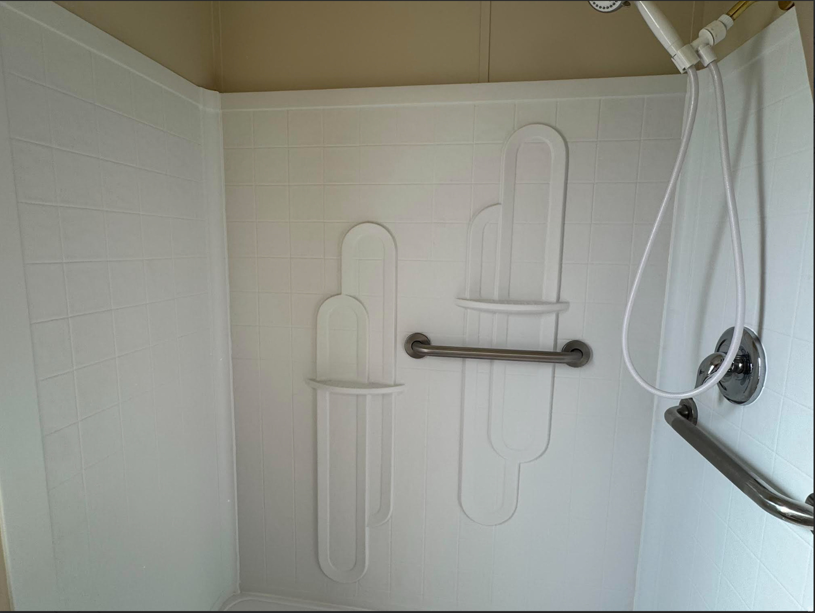 CANYON BREEZE RV RESORT - Residential