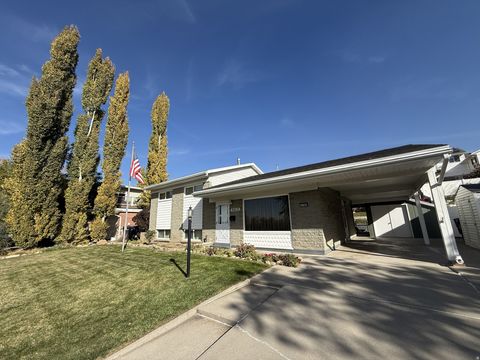 Tiny photo for 4199 S 3100 E, Holladay, UT 84124 (MLS # 2120731)