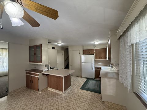 Tiny photo for 4199 S 3100 E, Holladay, UT 84124 (MLS # 2120731)