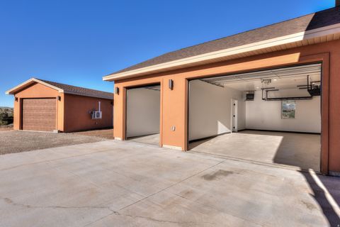 Tiny photo for 429 E PIONEER BND, Monticello, UT 84535 (MLS # 2125953)