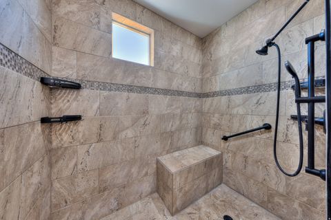 Tiny photo for 429 E PIONEER BND, Monticello, UT 84535 (MLS # 2125953)