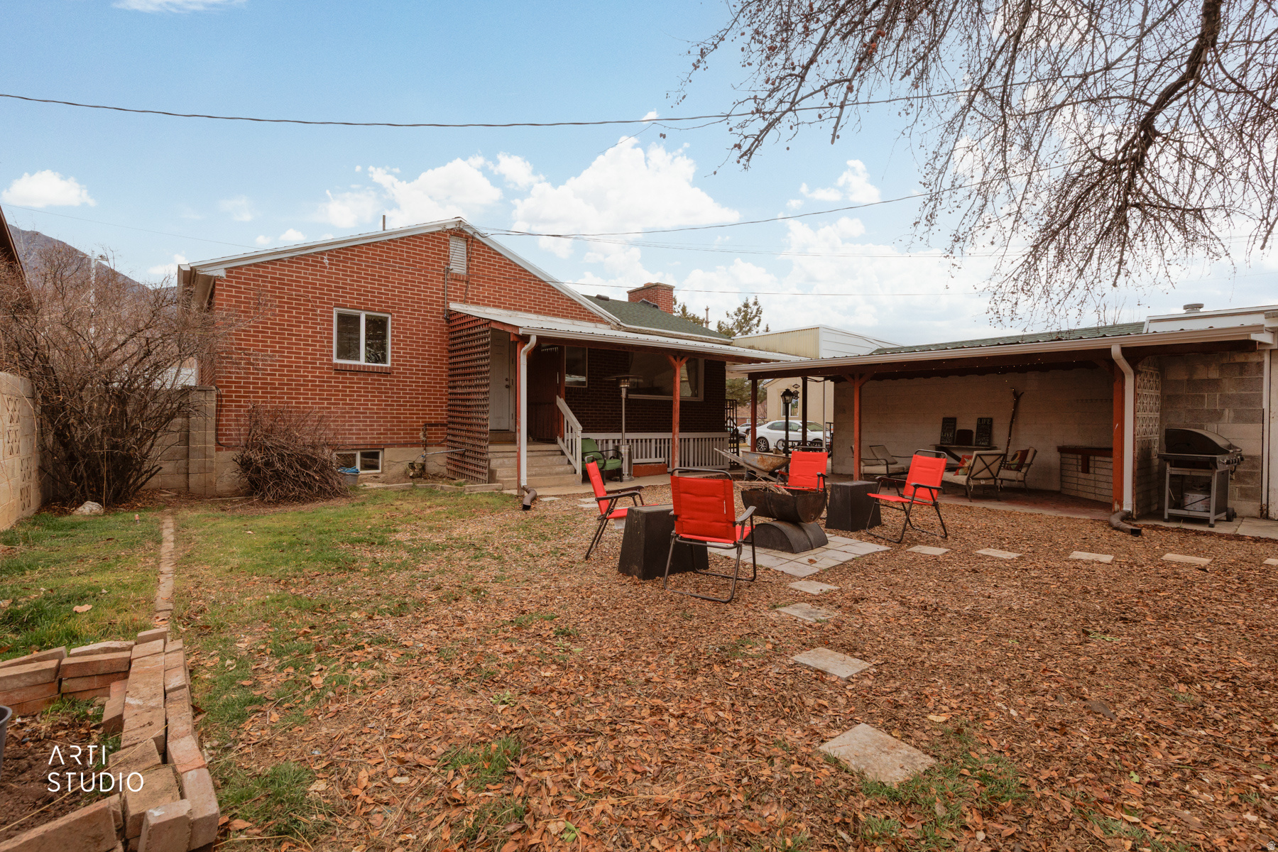 RIVERSIDE - Residential