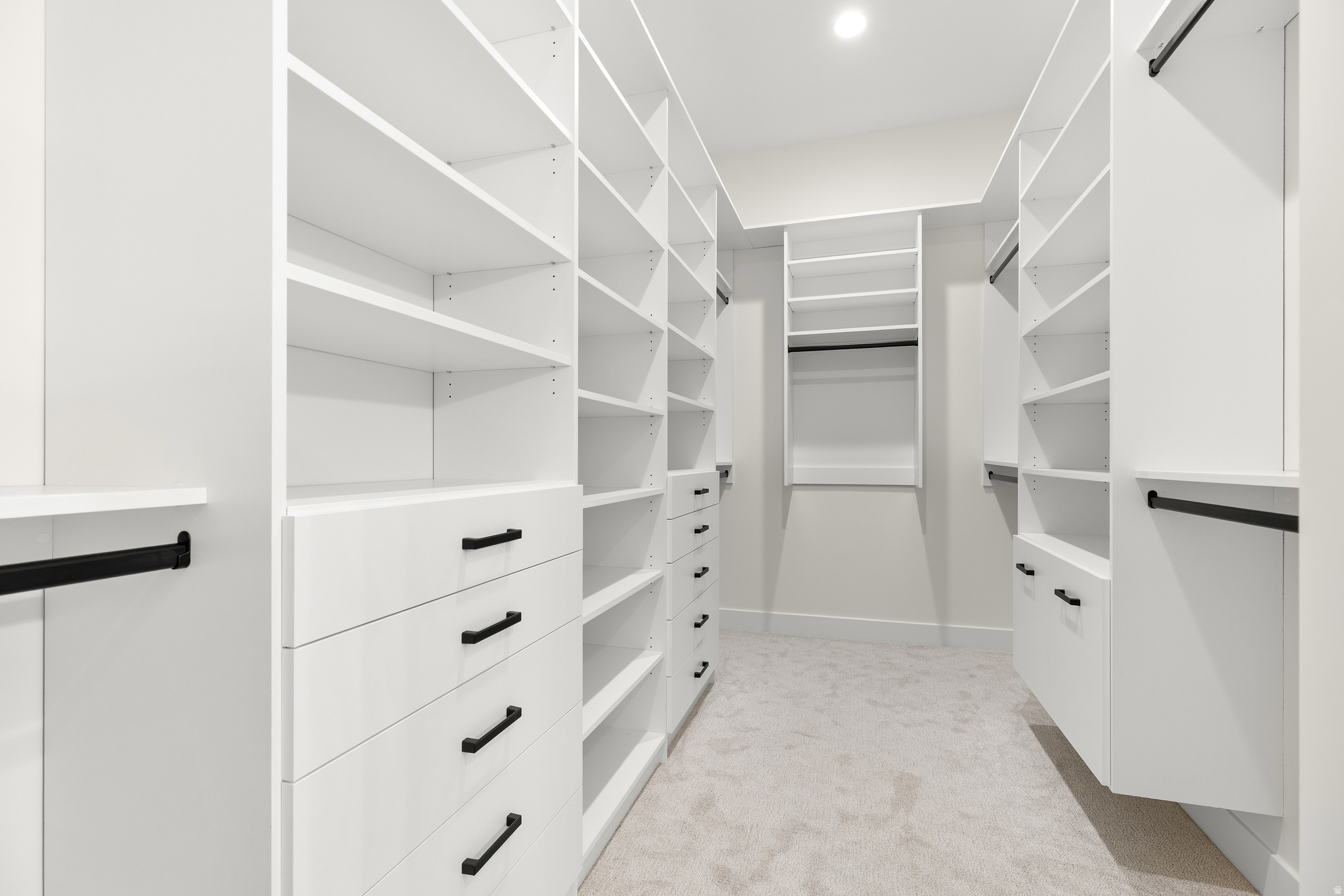 FALCON RIDGE - Residential