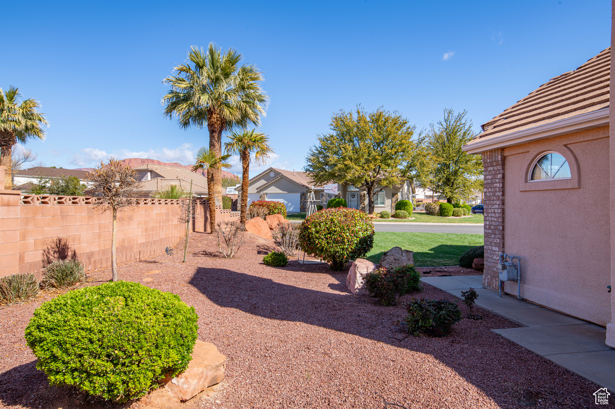 3611 Rimview Dr, Santa Clara, Utah image 27