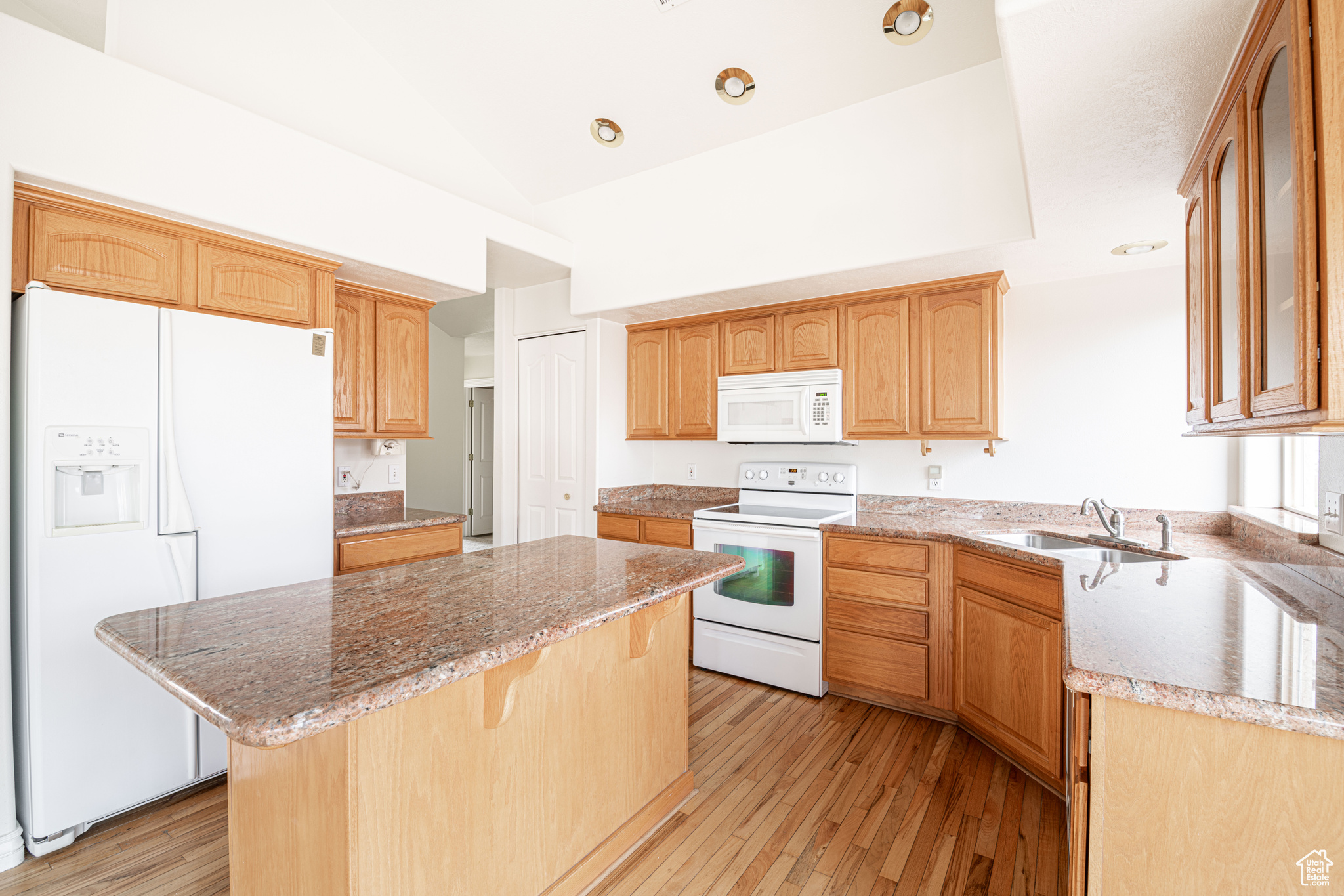 3611 Rimview Dr, Santa Clara, Utah image 11